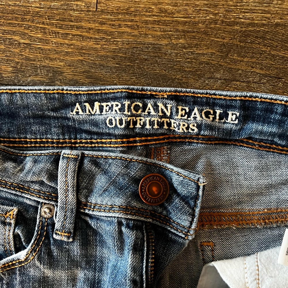 American eagle - Picture 2 of 4